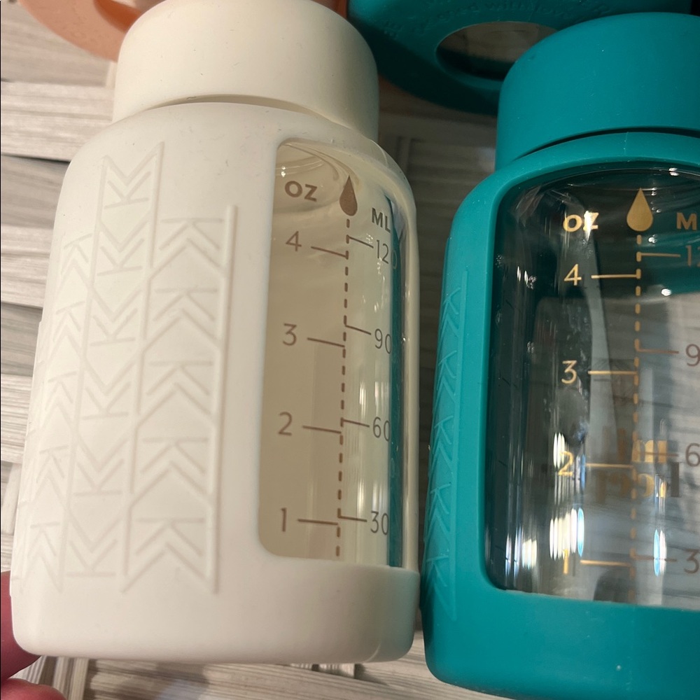 Mila’s Keeper Glass Baby Bottle Set with Silicone Sleeves+Lids  set of 7 - Picture 3 of 5